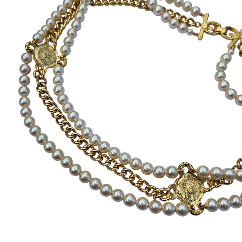 Vintage Givenchy Necklace Multistrand Faux Pearl Gold Chain Dressy Gala Necklace - Picture 14 of 16